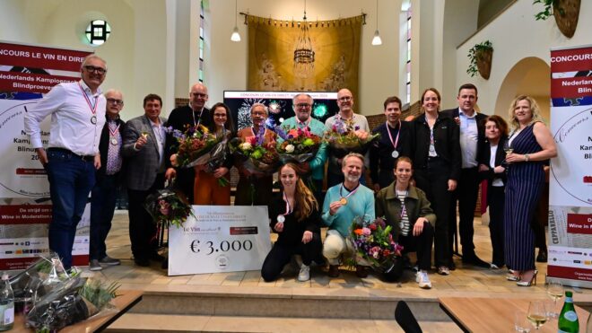 Brabantse Wijnsociëteit imponeert op Nederlands Kampioenschap Blindproeven 2025